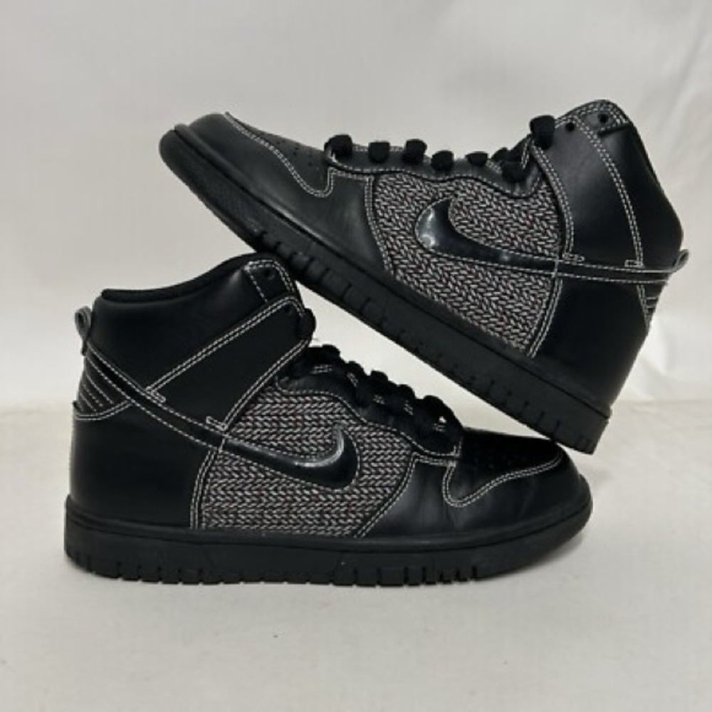 Nike Dunk High Women’s Tweed Herringbone Sneakers